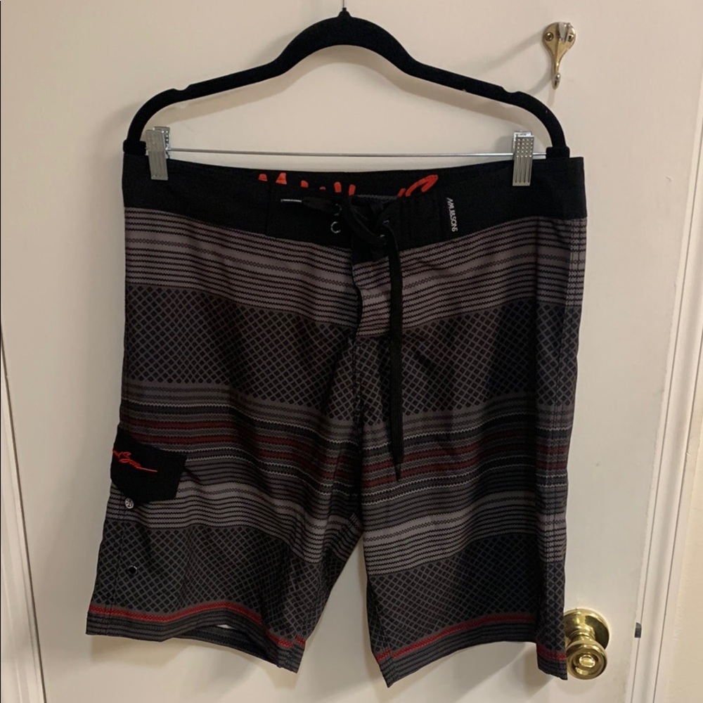 Maui & Sons Black and Gray Board Shorts with Drawstring Waist in Size 34